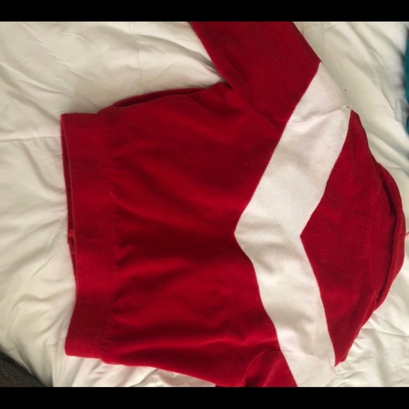 Fila top - Picture 3 of 3